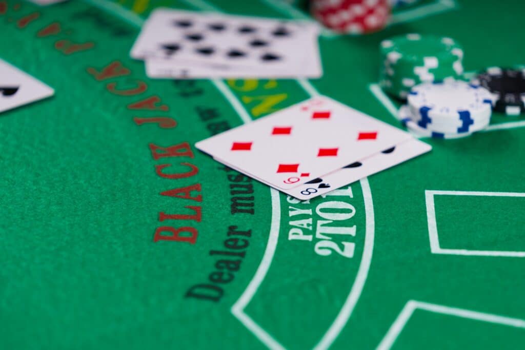 The Benefits of Playing Multiplayer Blackjack Online